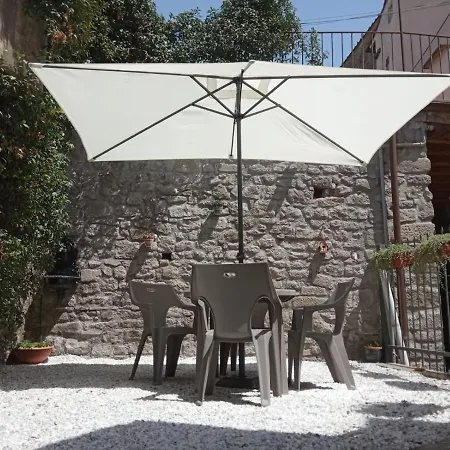 Il Giardino Di Ambra Casa Vacanze Indipendente Viterbo Exterior photo
